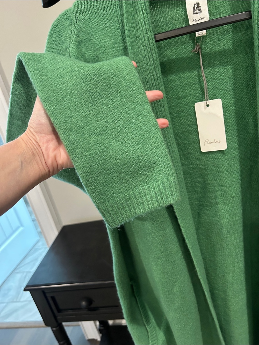 Flawless Woman’s Size medium Open-Front Cardigan Sweater. Deep pockets! Warm! - Picture 2 of 7